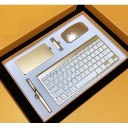 Set cadou  / Kit tastatura, mouse, stilou, baterie externa si stick, wireless