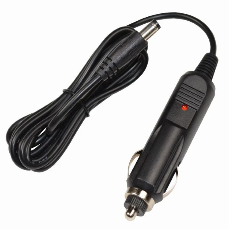 Mufă brichetă auto 1 buc 12v, DC2.5 lungime 3m Mufă brichetă auto 1 buc 12v, DC2.5 lungime 3m
