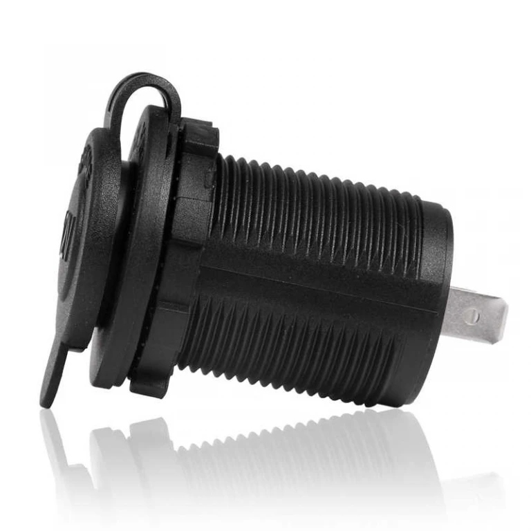 Mufă brichetă auto mamă 12v Mufă brichetă auto mamă 12v